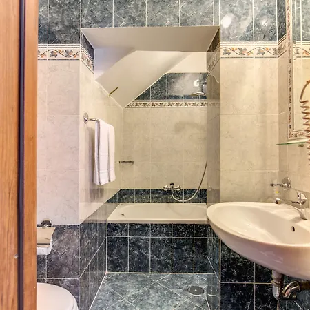 Pensión Centro Cavour