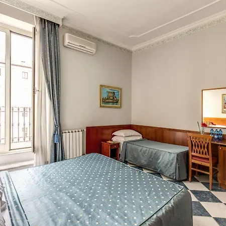 Centro Cavour Гостевой дом Рим