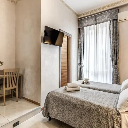 Centro Cavour Гостевой дом 4*