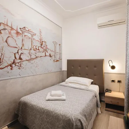 Centro Cavour Гостевой дом 4*